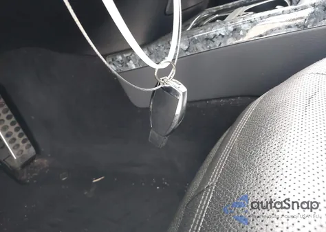 2011 Mercedes-Benz S 400 Hybrid z USA, uszkodzony, nr VIN WDDNG9FB2BA385532